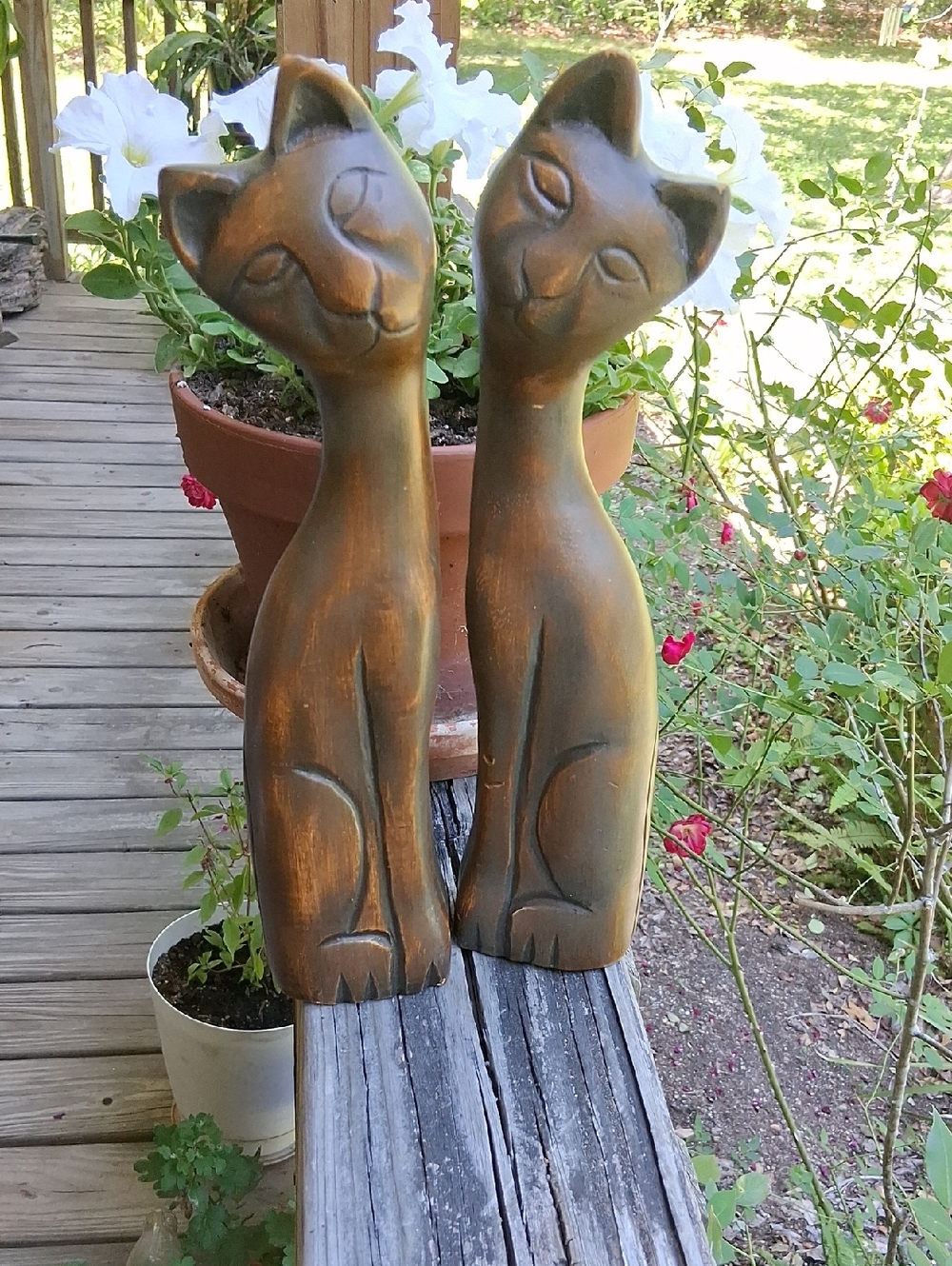 🐈 Handsome Harry 🐈‍⬛️ Carved Brown Wooden Cat Sculpture Duo - Home Accent